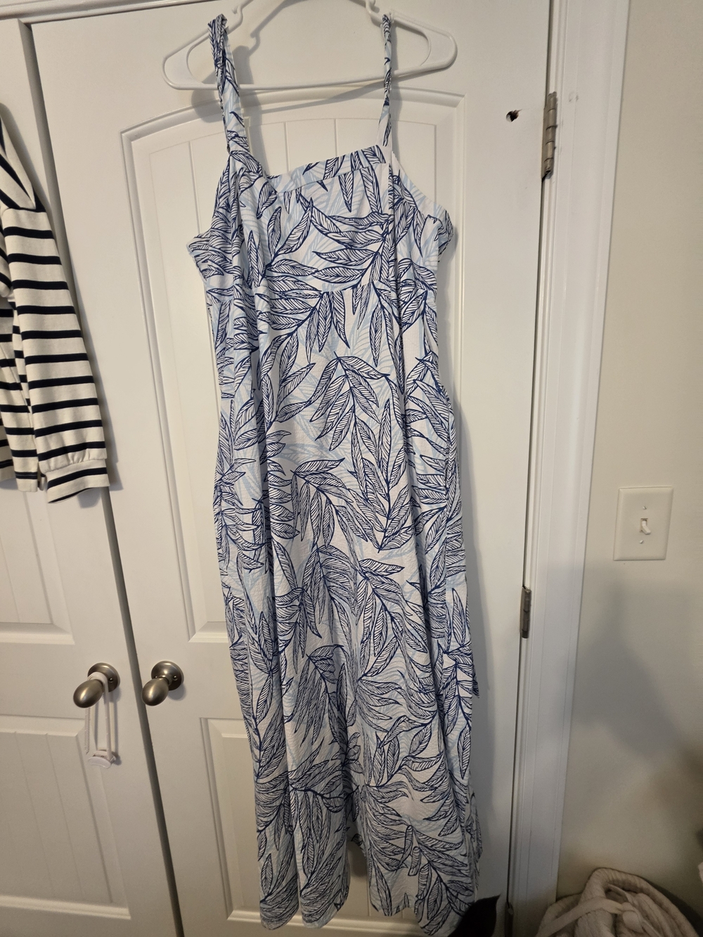 Southern Tide Blue and White Leaf-Print Maxi Dress